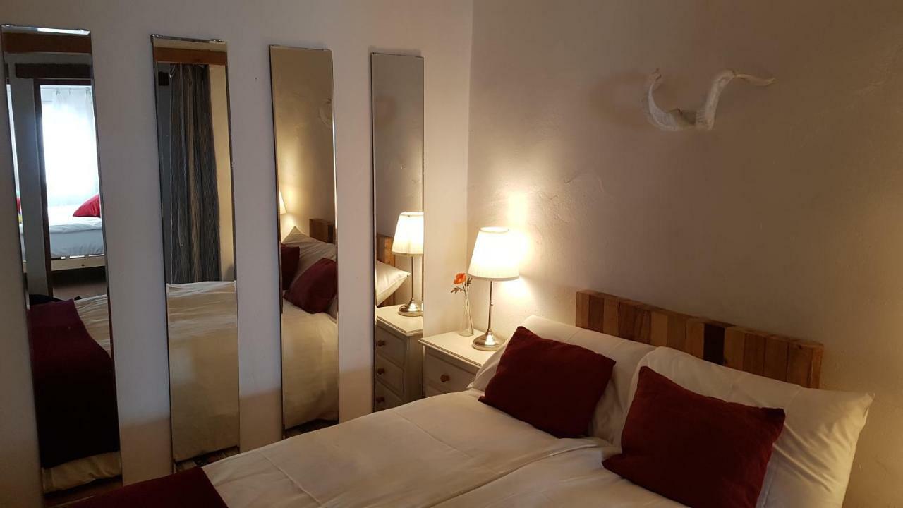 Cortes De La Frontera Townhouse ภายนอก รูปภาพ